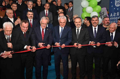 Alinur Aktaş'tan Muş’a gençlik merkezi
