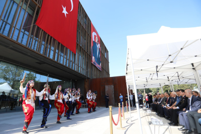 Zafer Bayramı Bursa'nın ilçelerinde coşkuyla kutlandı