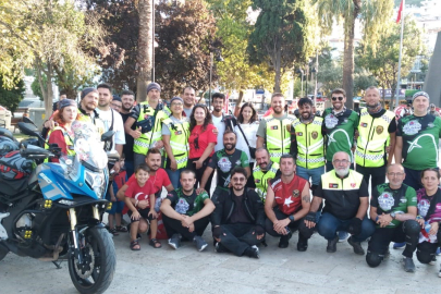 Motosiklet grupları Mudanya'da '30 Ağustos" korteji yaptı