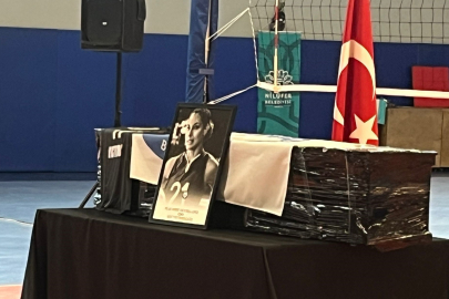 Nilüfer Belediyespor Porto Riko'lu smaçörü Lopez'e veda etti