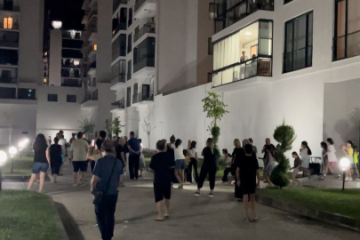 Sitedeki asansör krizi, vatandaşları isyan ettirdi