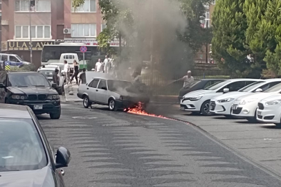 Tofaş Şahin, motor kısmından alev aldı