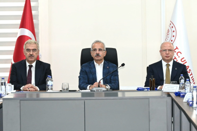 Bakan Uraloğlu: "Hızlı Tren hattı 2025 yılında tamamlanacak"