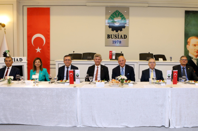 Süreyya Ciliv, “Başarı için bir numaralı konu insan”