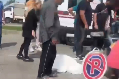 Karşıya geçmeye çalışana yayaya otomobil çarptı