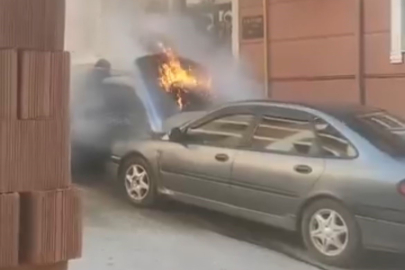 Karacabey'de park halindeki otomobil alevlere teslim oldu