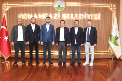 Bursaspor Yönetimi, Başkan Erkan Aydın’ı ziyaret etti