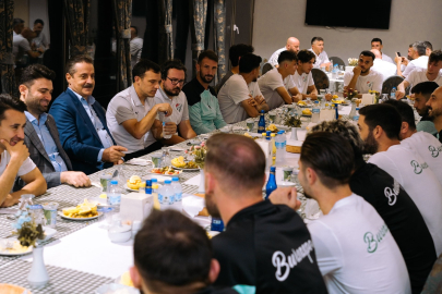Bursaspor, Bakan Çelik ile yemekte buluştu
