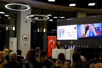 Kütüphanede Nâzım Hikmet gecesi