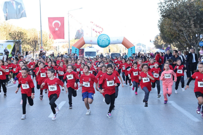 Nilüfer'de Cumhuriyet coşkusu, koşu ile başladı