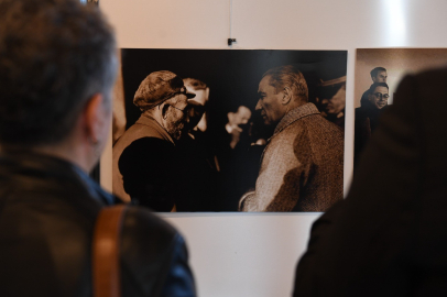 Osmangazi'de ‘Atatürk ve Cumhuriyet Fotoğrafları Sergisi'