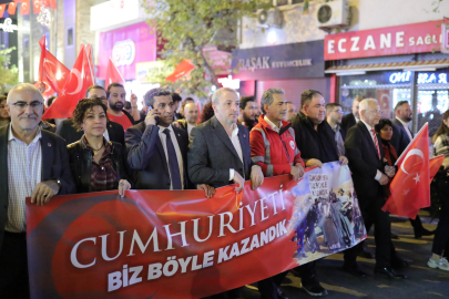 Gemlik'te 29 Ekim coşkusu