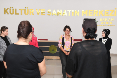 Osmangazi Belediyesinden kadınlara tiyatro eğitimi