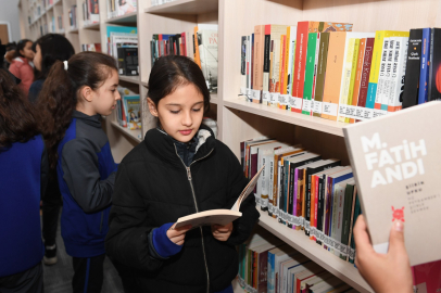 Öğrenciler ilk kütüphane deneyimini Osmangazi'de yaşadı