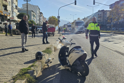 Orhangazi'de iki motosiklet çarpıştı