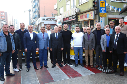Başkan Bozbey, "Taksiler merkezi sisteme dönecek"