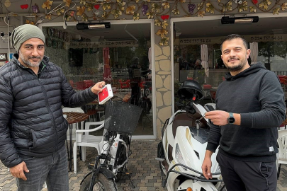 Telefon ile motosikletini takas etti!