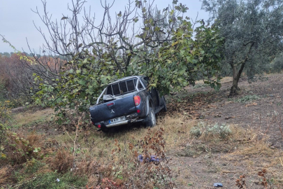İşçileri taşıyan kamyonetin ağaca çarptığı kazada 1 kişi öldü