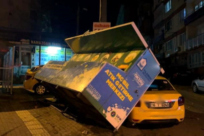 Saatte 70 kilometre hıza ulaşan lodos hayatı felç etti