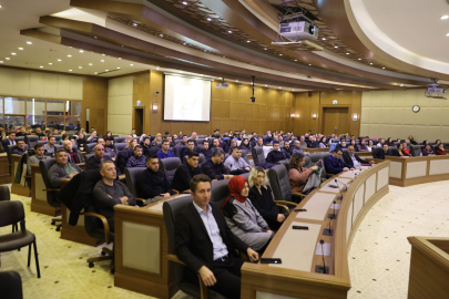 Büyükşehir çalışanlarına etkili iletişim ve beden dili eğitimi