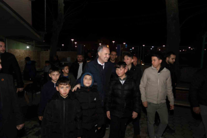İnegöl Belediyesi’nden 2 camide kandil ikramı