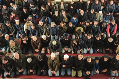 Hatimle teravih namazı kılınacak camiler belli oldu