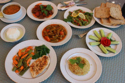 İftarda hızlı ve telaşlı yemekten uzak durun