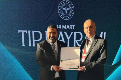 İnanılmaz kurtuluşa imza atan doktora Sağlık Bakanlığı’ndan ödül