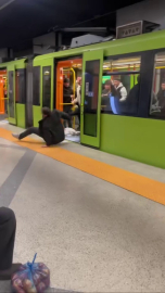 Metroda yaşlı adama hakaret etti, tekme tokat darp edilip araçtan atıldı