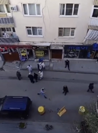 Pide fiyatını pahalı buldu, fırıncılarla kavgaya tutuştu