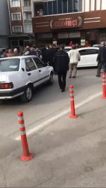 İftar saati yol kavgasında yumruklar konuştu
