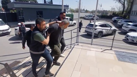 52 suç kaydı vardı, 33 suçtan 20 yıl hapis cezasıyla aranıyordu...Yakalandı