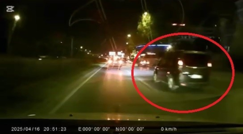 Canını hiçe saydı, makas atarak ilerledi