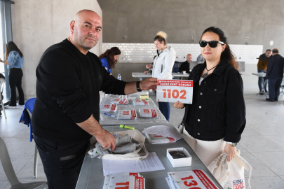 Tarihi koşuya katılacak sporcular numaralarını aldı