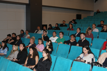 Nilüfer'de engelsiz iletişimin yolları anlatıldı 