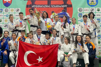 Osmangazili judoculardan tarihi başarı