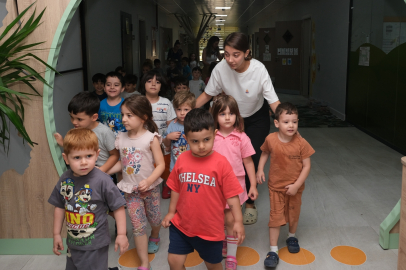 Minik öğrenciler afet tatbikatıyla bilinçlendi