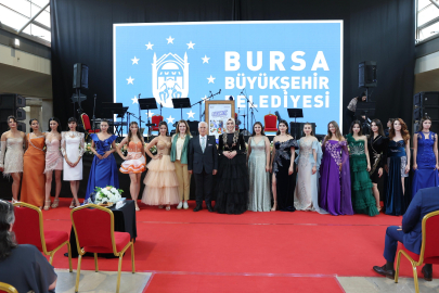 BUSMEK Yıl Sonu Sergisi ziyarete açıldı
