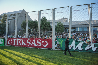 Bursaspor sezonu taraftarıyla açtı