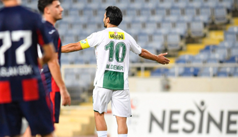 Bursaspor Teknik Direktörü Çağlayan’dan Muhammet Demir açıklaması