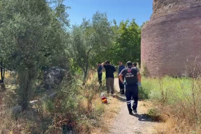 İznik’te tarihi surların dibinde erkek cesedi bulundu