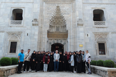 Yıldırımlı gençlerden tarihi yolculuk