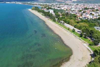 Papanın gelişi ve deprem hareketliliği İznik’e olan ilgiyi artırdı