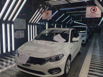 Doblo’nun Bursa’daki üretimi Amerika’dan sipariş gelince uzatıldı