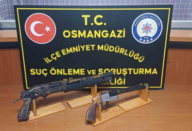 Osmangazi’de ruhsatsız silah operasyonu: 3 gözaltı