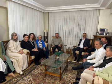 MHP, "Terörsüz Türkiye" hedefiyle kapı kapı vatandaşla buluşuyor