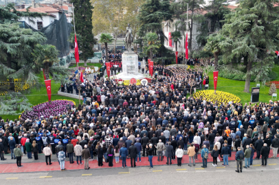 10 Kasım'da Atatürk özlem ve minnetle anıldı