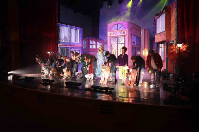 Karagöz Kukla ve Gölge Oyunları’na renkli açılış