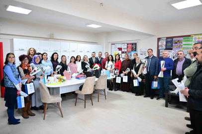 Başkan Yılmaz: "Öğretmenler bizim kahramanlarımız"