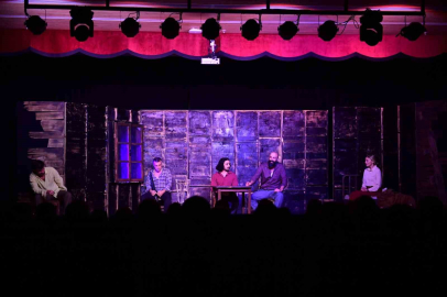 Osmangazi Belediyesi, ‘Duvarların Ötesi’ni seyirciyle buluşturdu